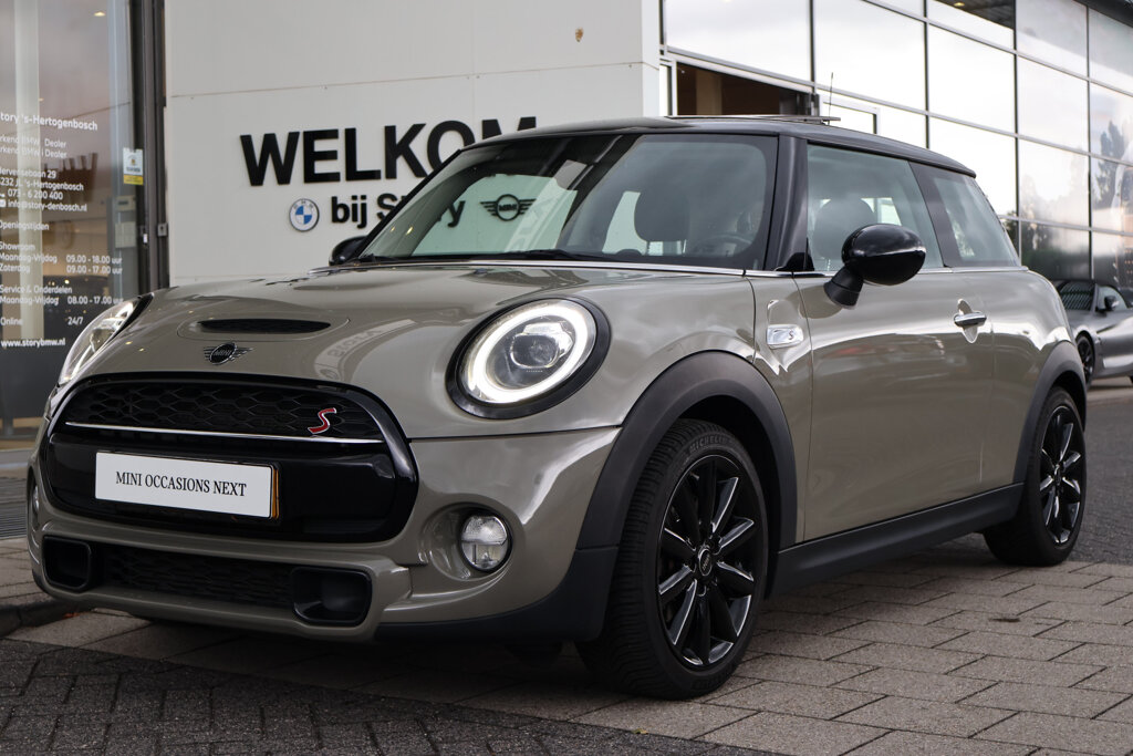 MINI Cooper S 5