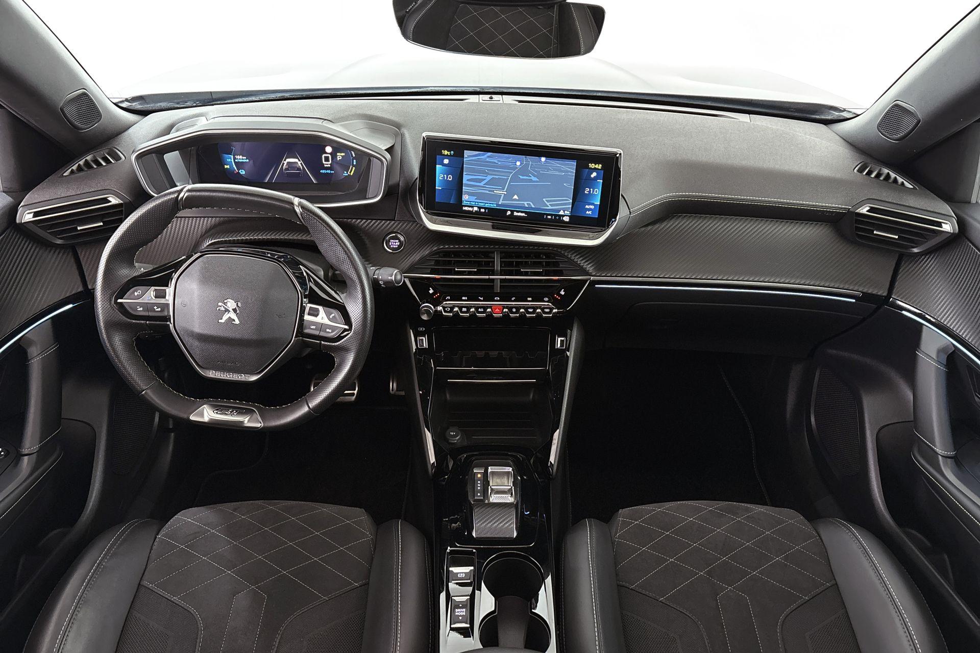 Peugeot e-2008