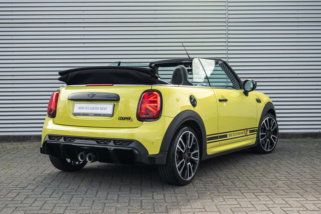 MINI Cooper S Cabrio 2