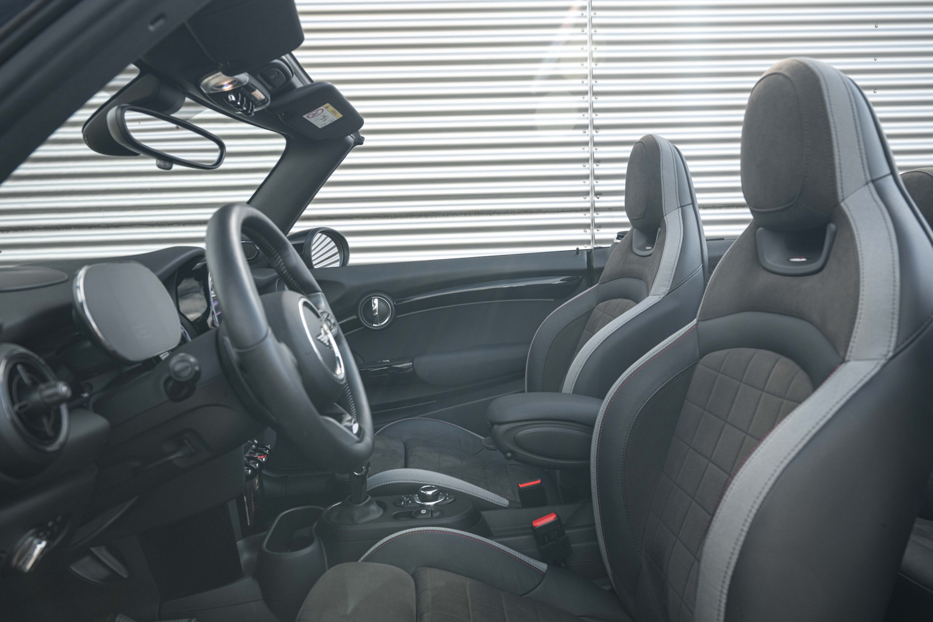MINI Cooper S Cabrio Rockingham GT JCW Automaat