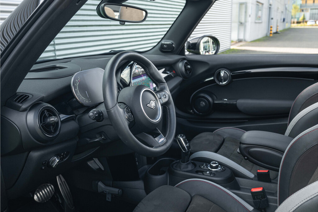 MINI Cooper S Cabrio 24