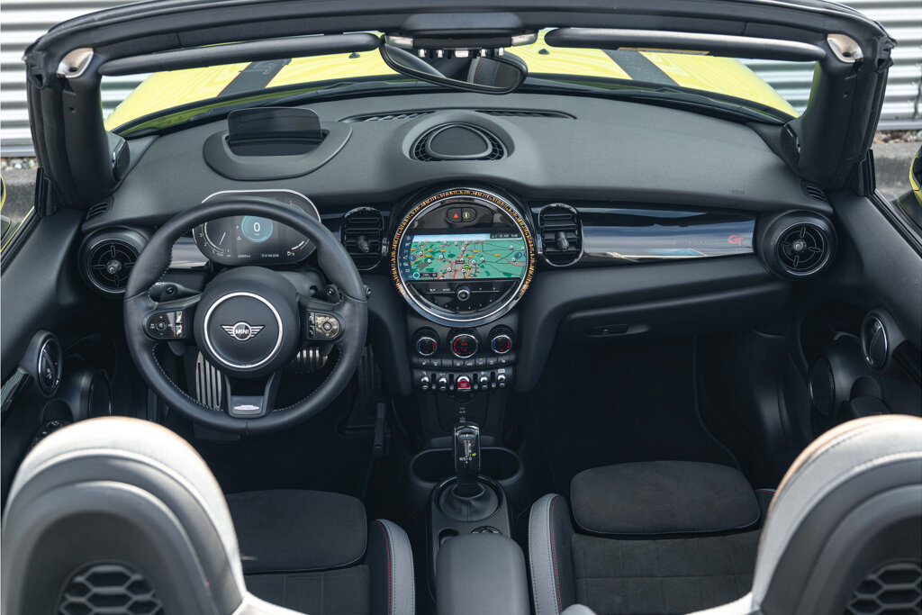 MINI Cooper S Cabrio 44