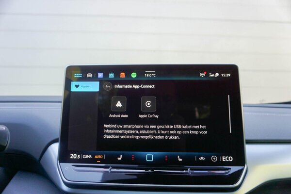 Apple Carplay/Android Auto