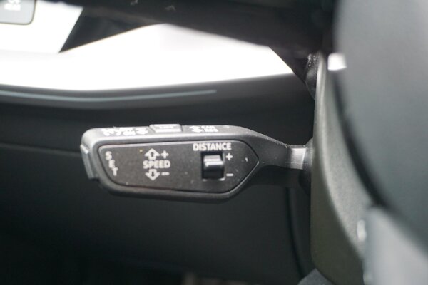 cruise control adaptief met Stop&Go cruise control adaptief met Stop&Go