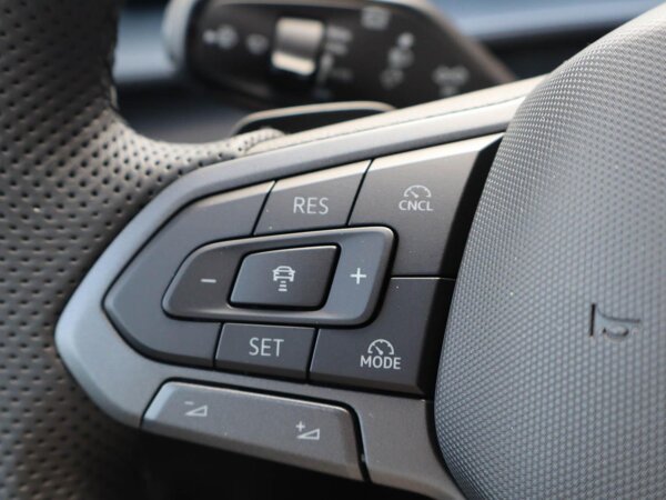 cruise control adaptief met Stop&Go en stuurhulp cruise control adaptief met Stop&Go en stuurhulp