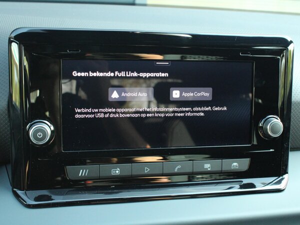 Apple Carplay/Android Auto
