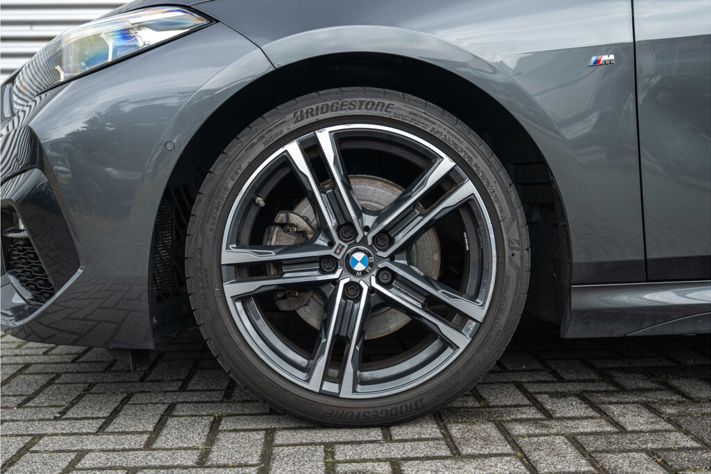 BMW 2 Serie 13