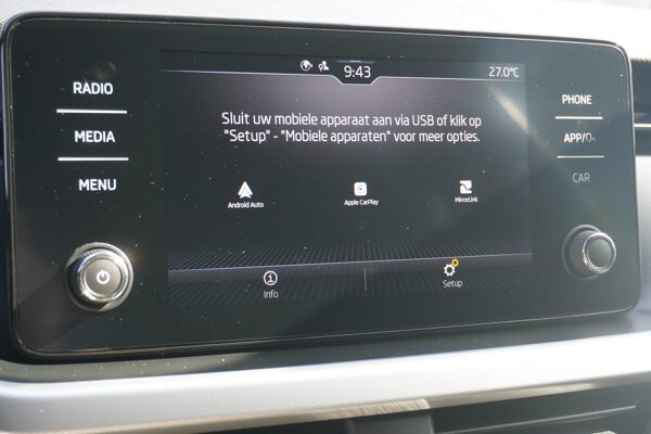 Apple Carplay/Android Auto