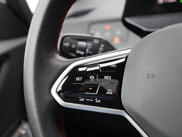 cruise control adaptief met Stop&Go en stuurhulp cruise control adaptief met Stop&Go en stuurhulp