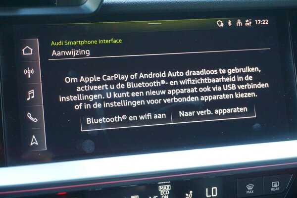 Apple Carplay/Android Auto Apple Carplay/Android Auto