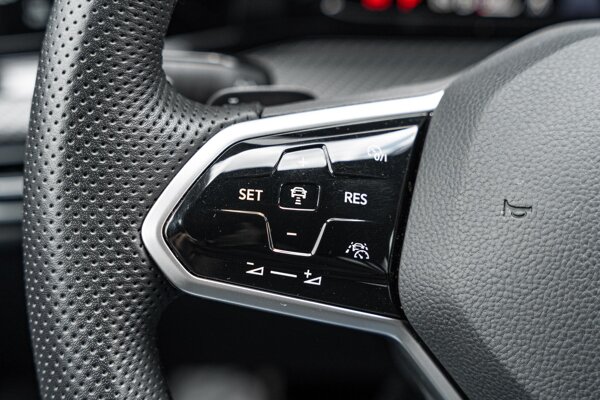 cruise control adaptief met Stop&Go en stuurhulp cruise control adaptief met Stop&Go en stuurhulp