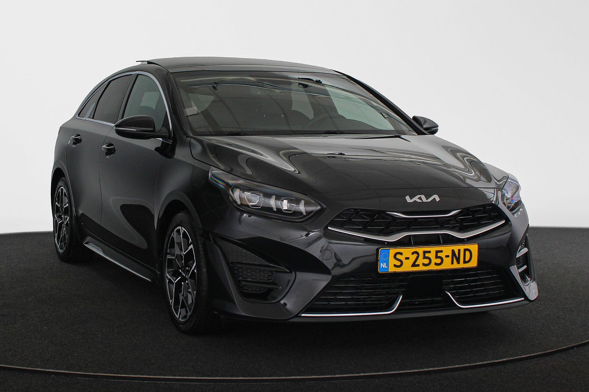 Kia Proceed