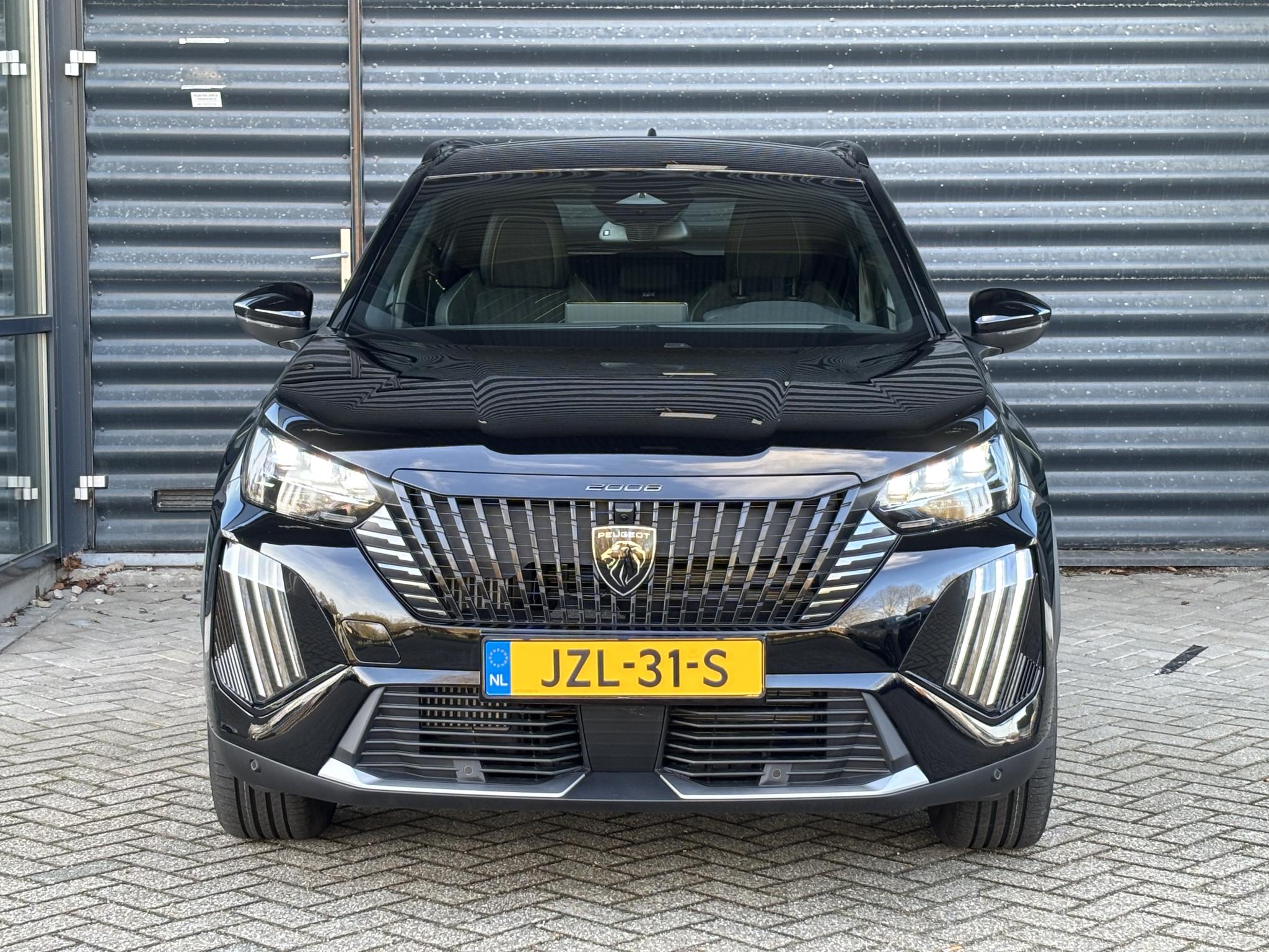 Peugeot 2008 1.2 Hybrid 145 GT - Afbeelding 2