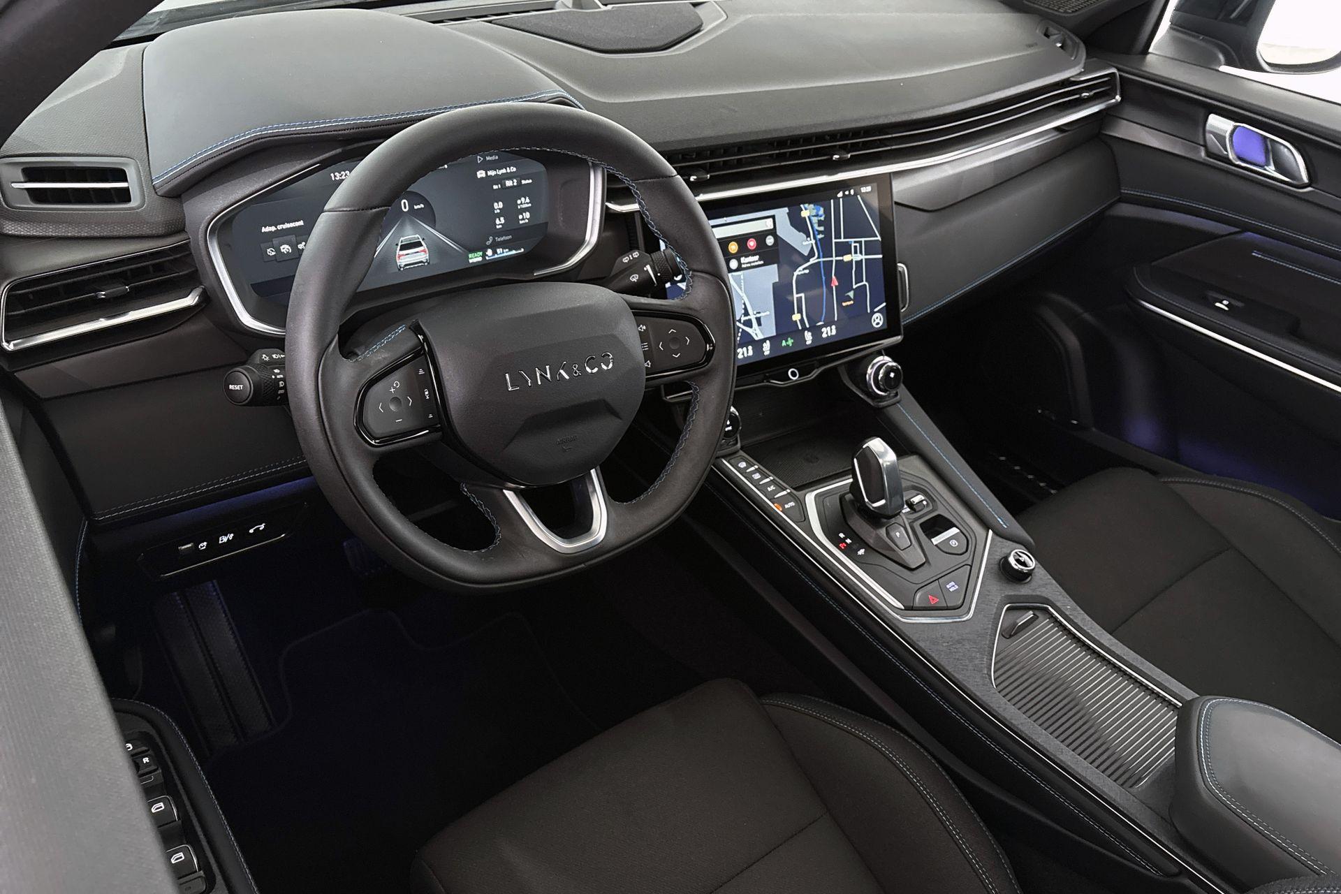 Lynk & Co 01