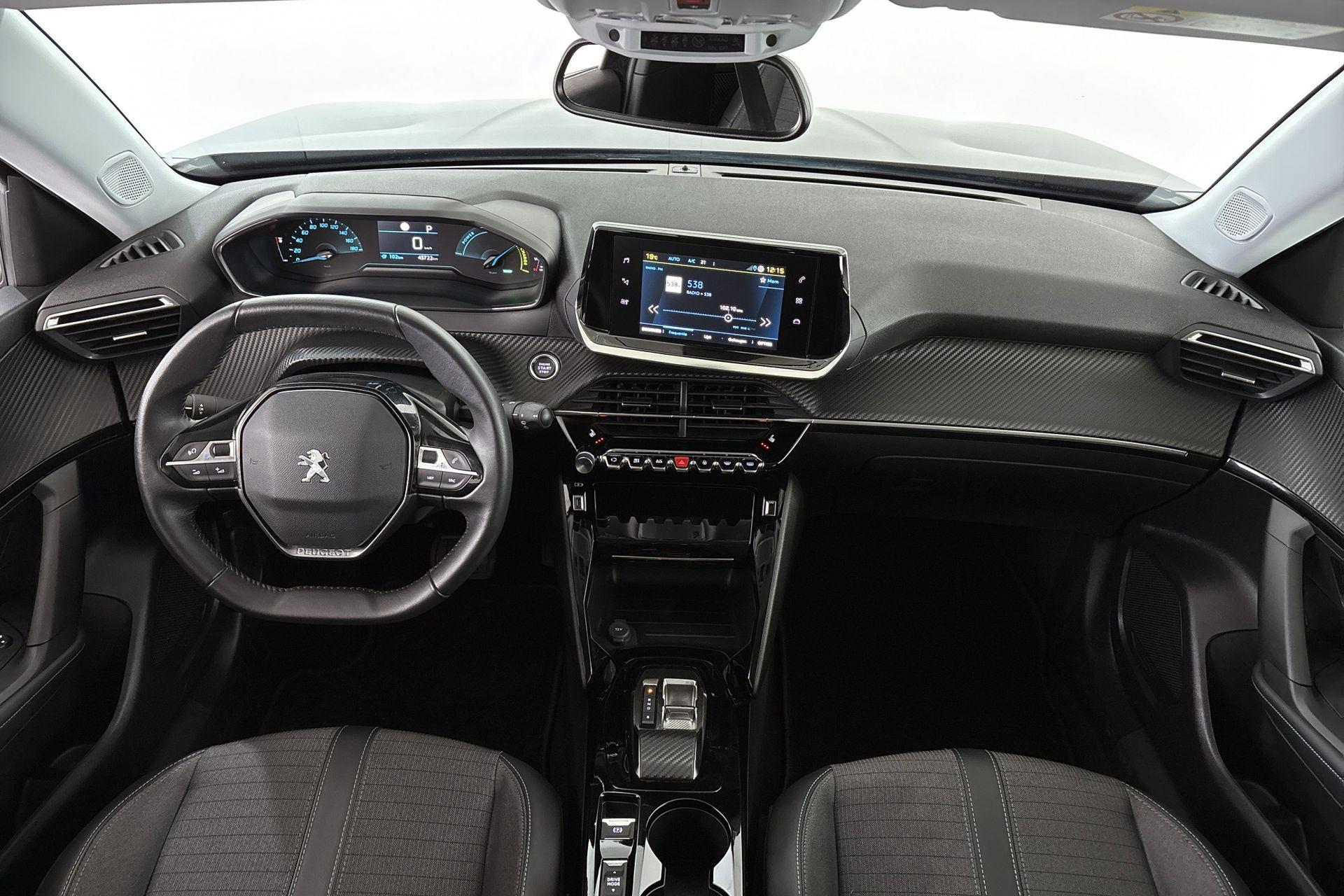 Peugeot e-2008