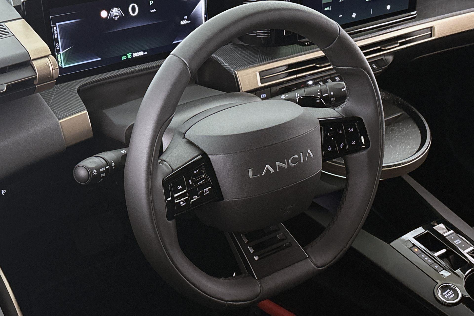 Lancia Ypsilon