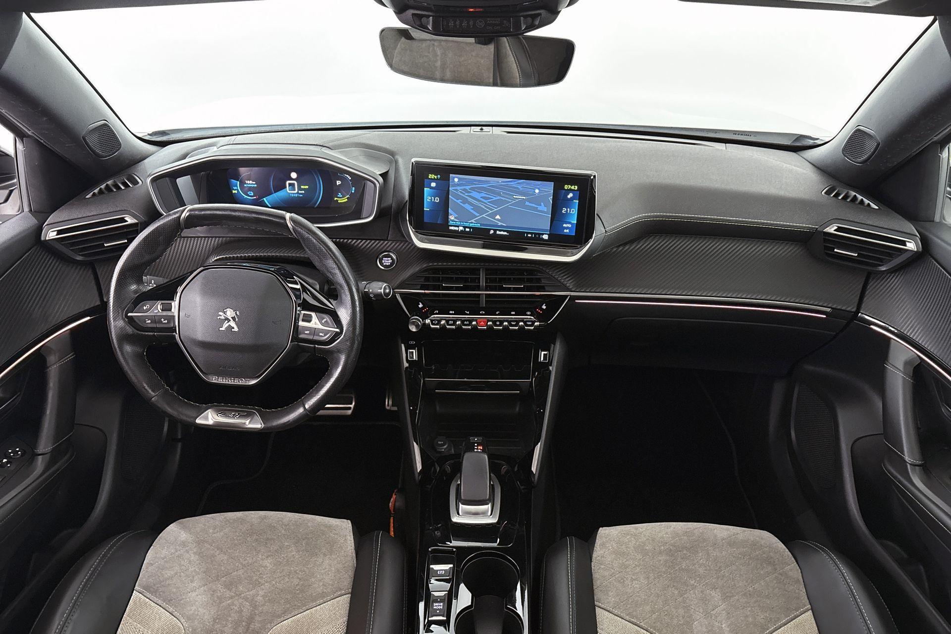 Peugeot e-2008