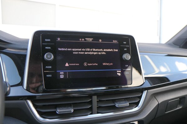 Apple Carplay/Android Auto