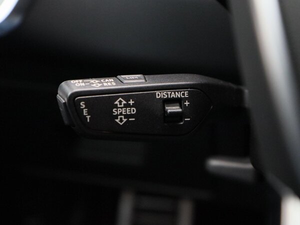 cruise control adaptief met Stop&Go cruise control adaptief met Stop&Go