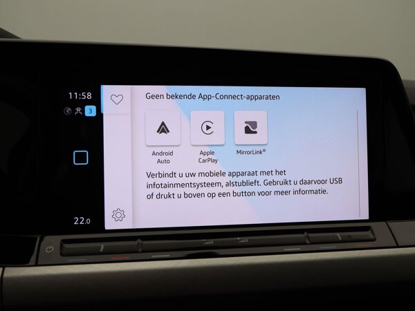 Apple Carplay/Android Auto Apple Carplay/Android Auto