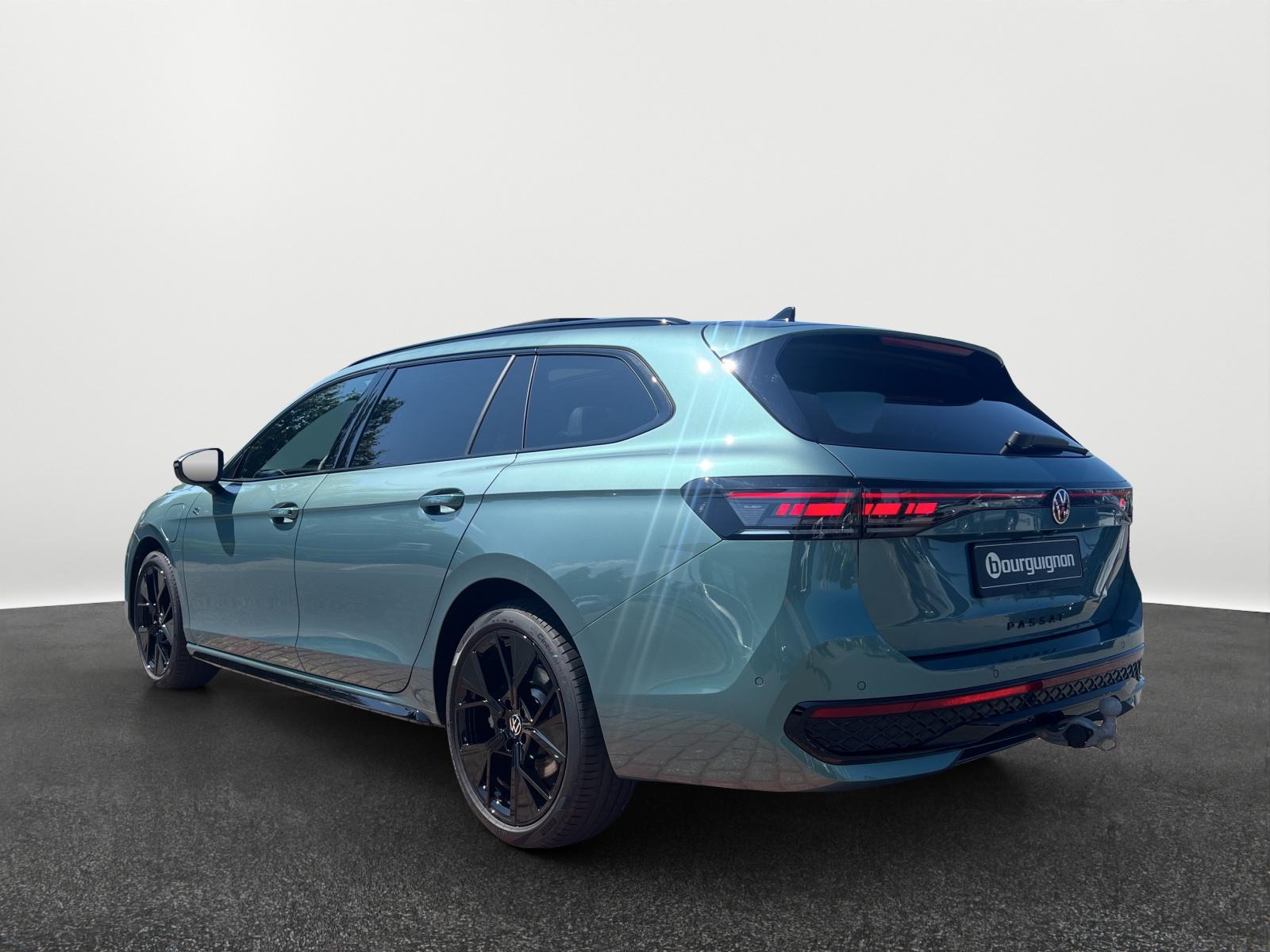 Volkswagen Passat Variant 1.5 eHybrid R-Line Business - Afbeelding 2