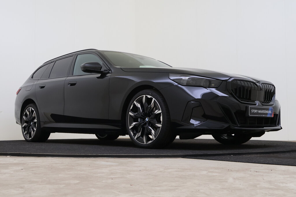 BMW i5 10