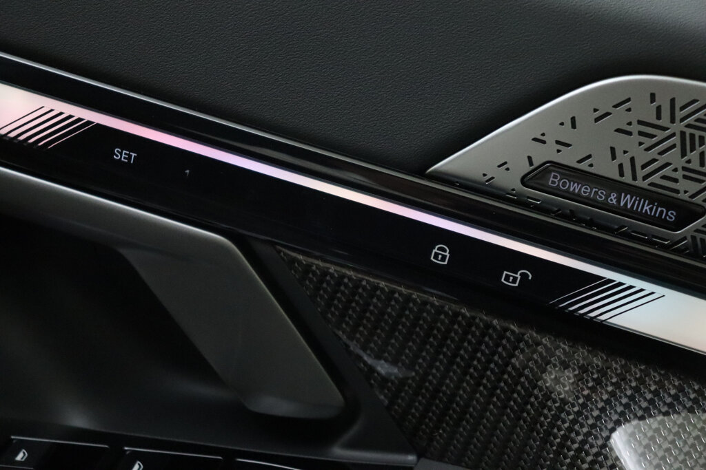 BMW i5 38