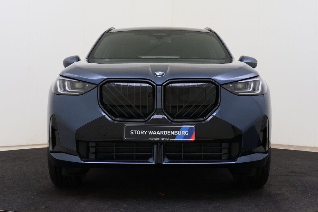 BMW X3 4