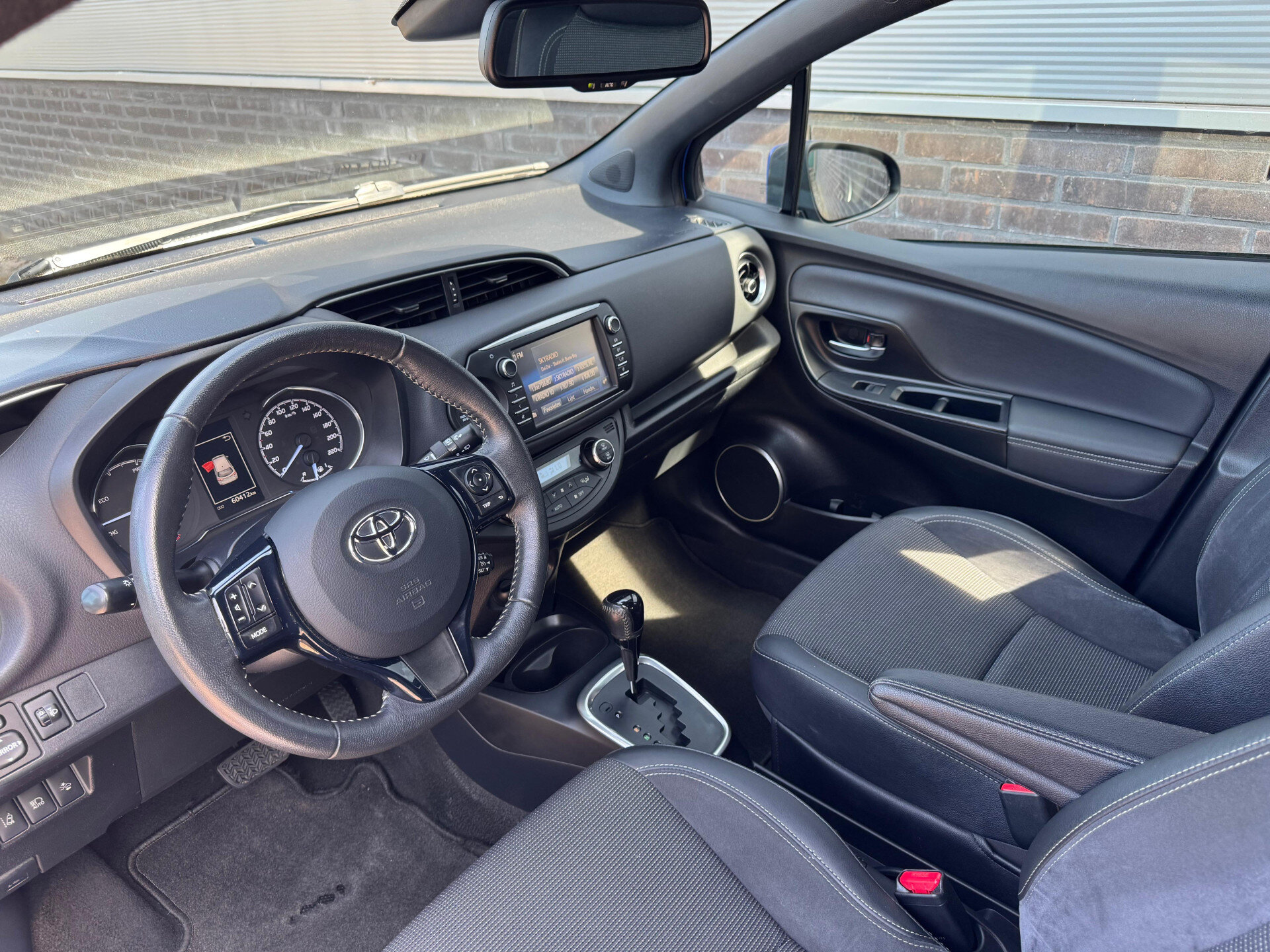 Toyota Yaris 1.5 Hybrid Executive - Afbeelding 4