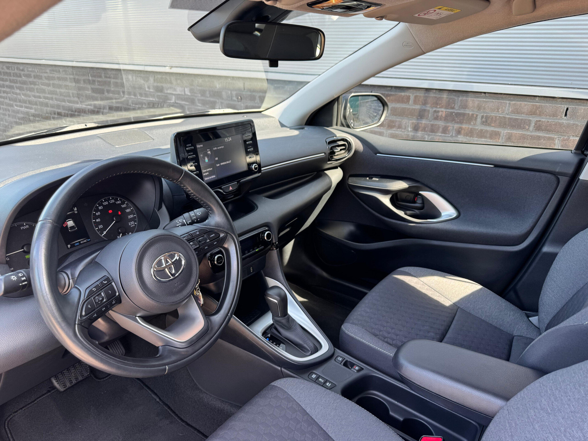 Toyota Yaris 1.5 Hybrid Active - Afbeelding 4