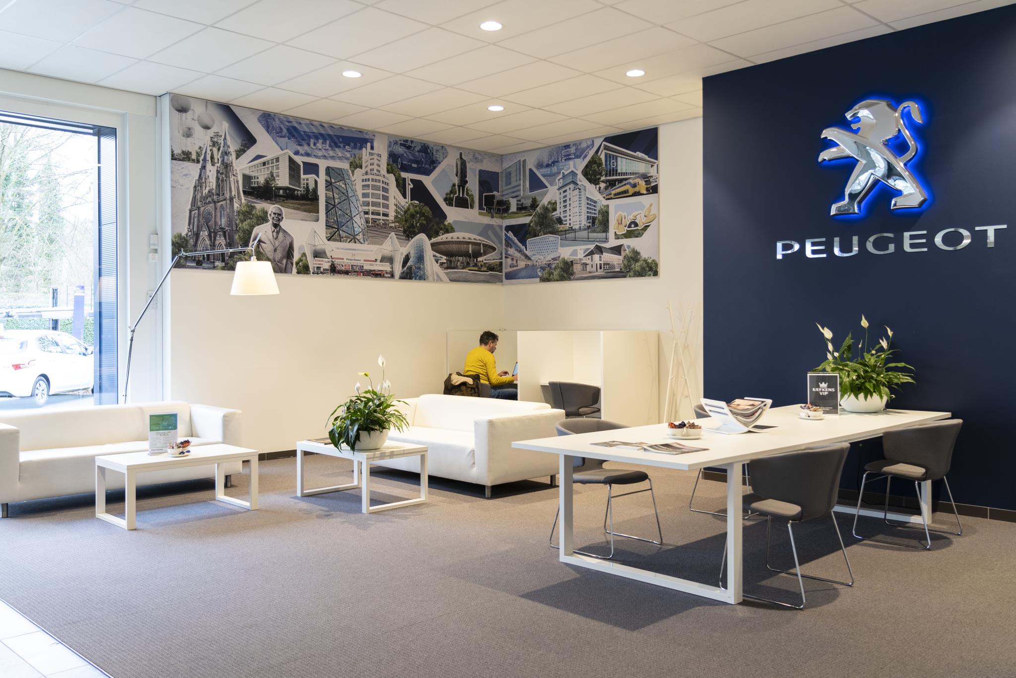 Peugeot 208 Business Hybrid 110pk Automaat - Afbeelding 4
