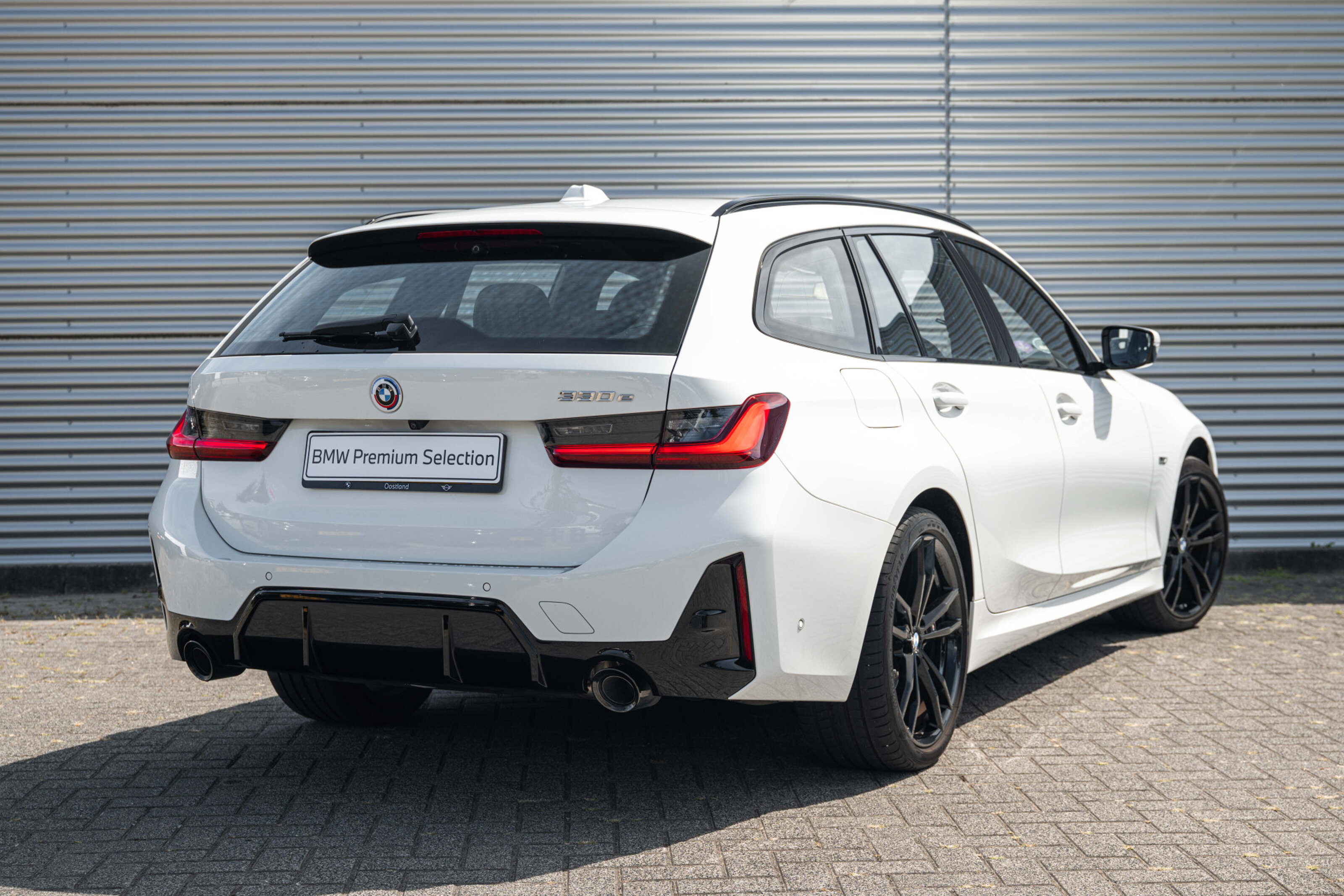 BMW 3 Serie Touring 330e M Sport Automaat