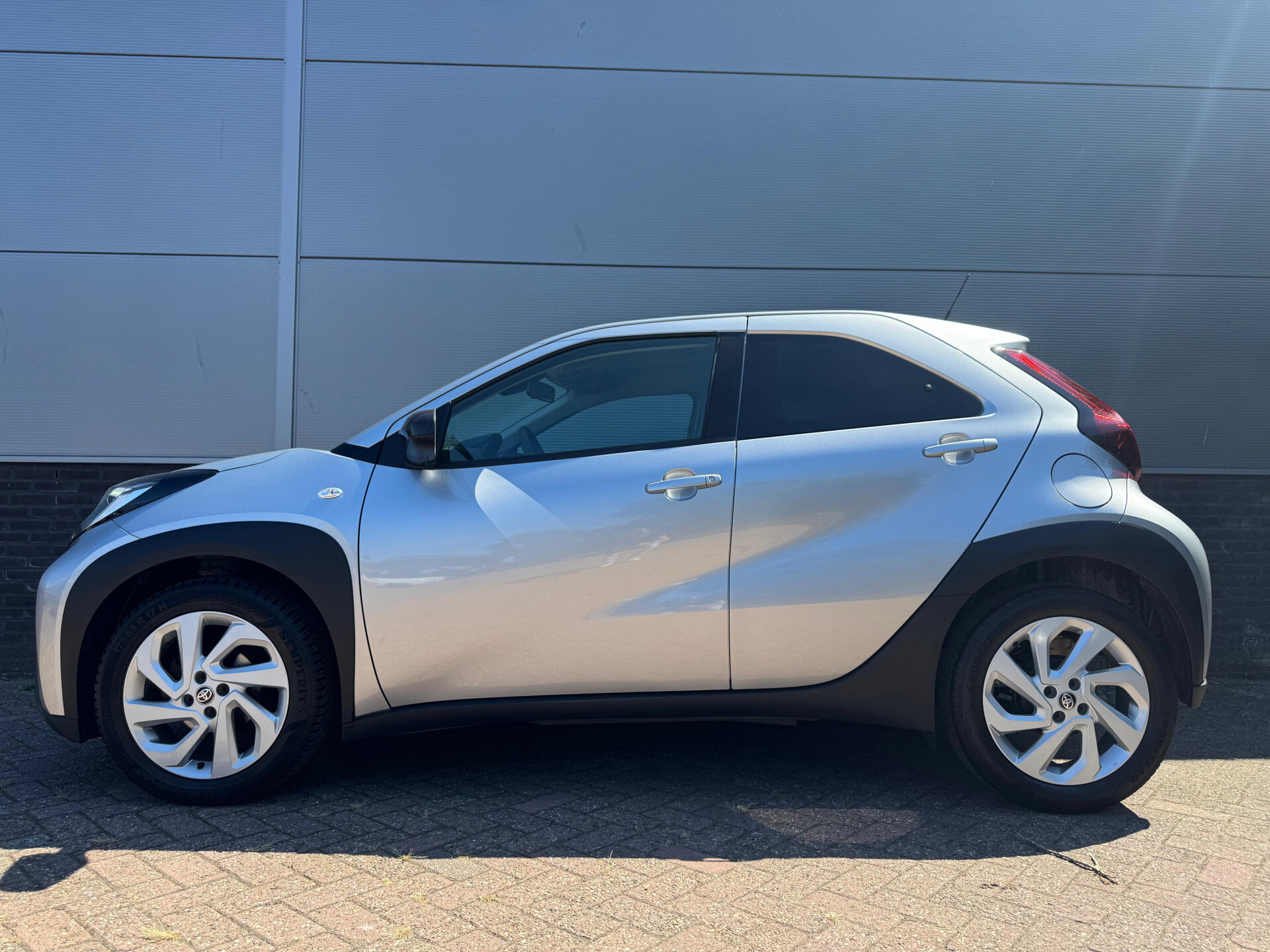 Toyota Aygo X 1.0 VVT-i MT first - Afbeelding 2