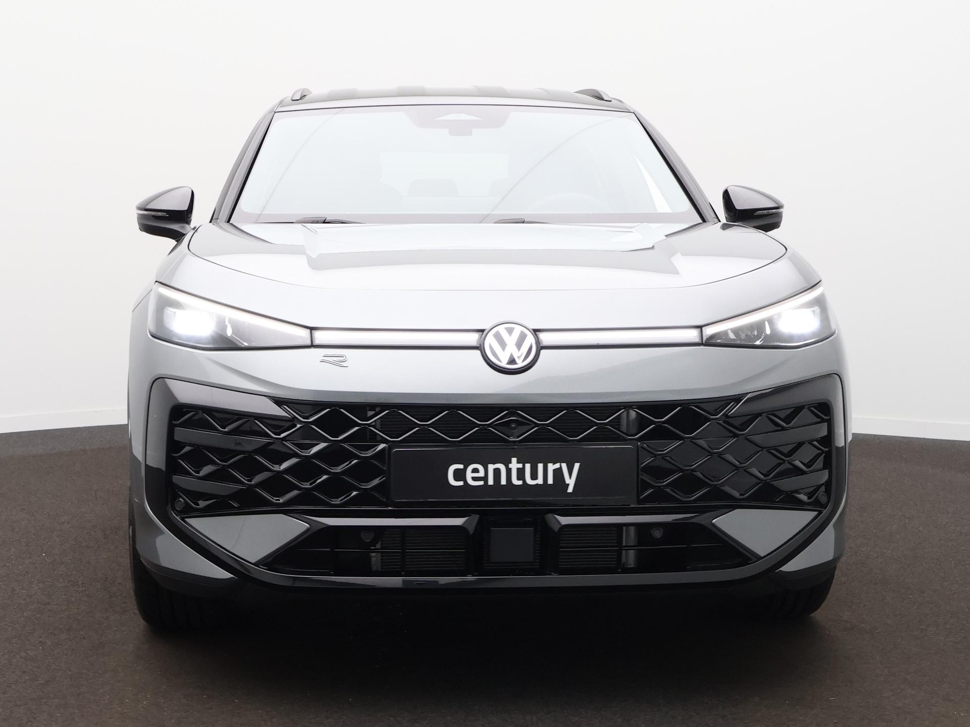 Volkswagen T-Roc R-Line First Edition 1.5 eTSI 110 kW / 150 PK SUV  - Afbeelding 2