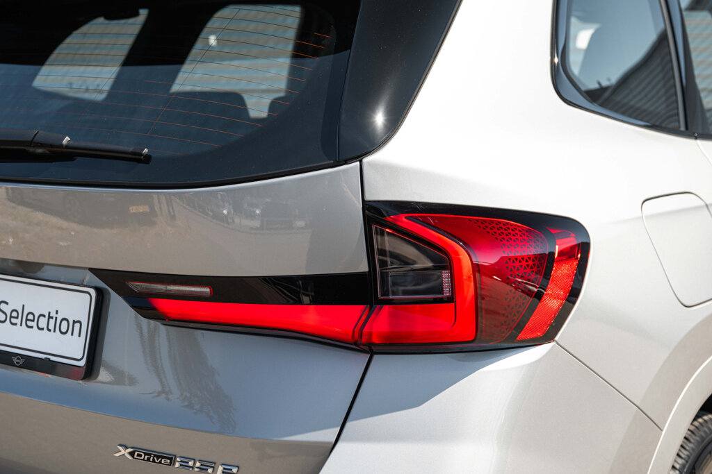 BMW X1 13