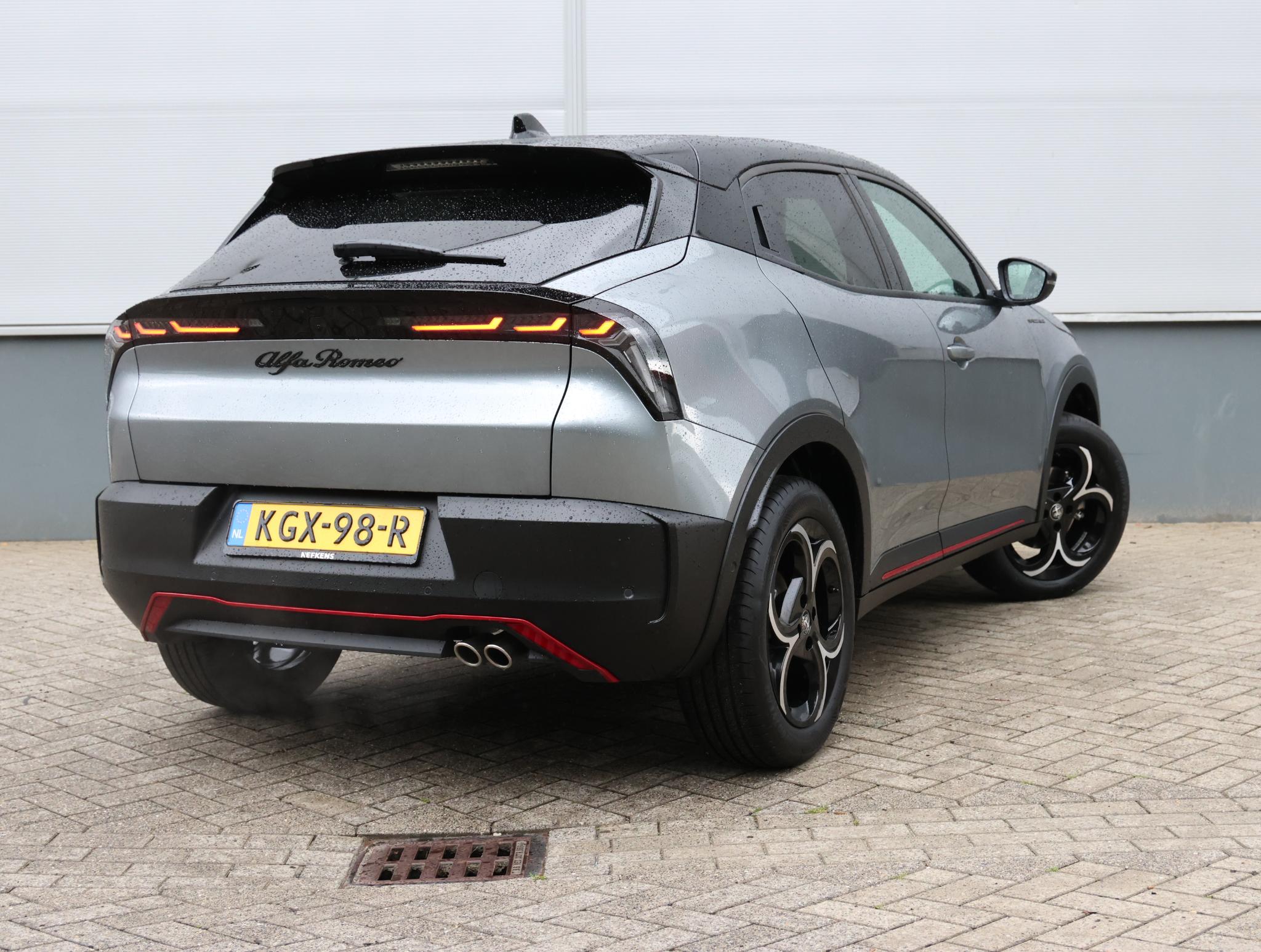 Alfa Romeo Junior 1.2 Turbo Hybrid Ibrida - Afbeelding 3