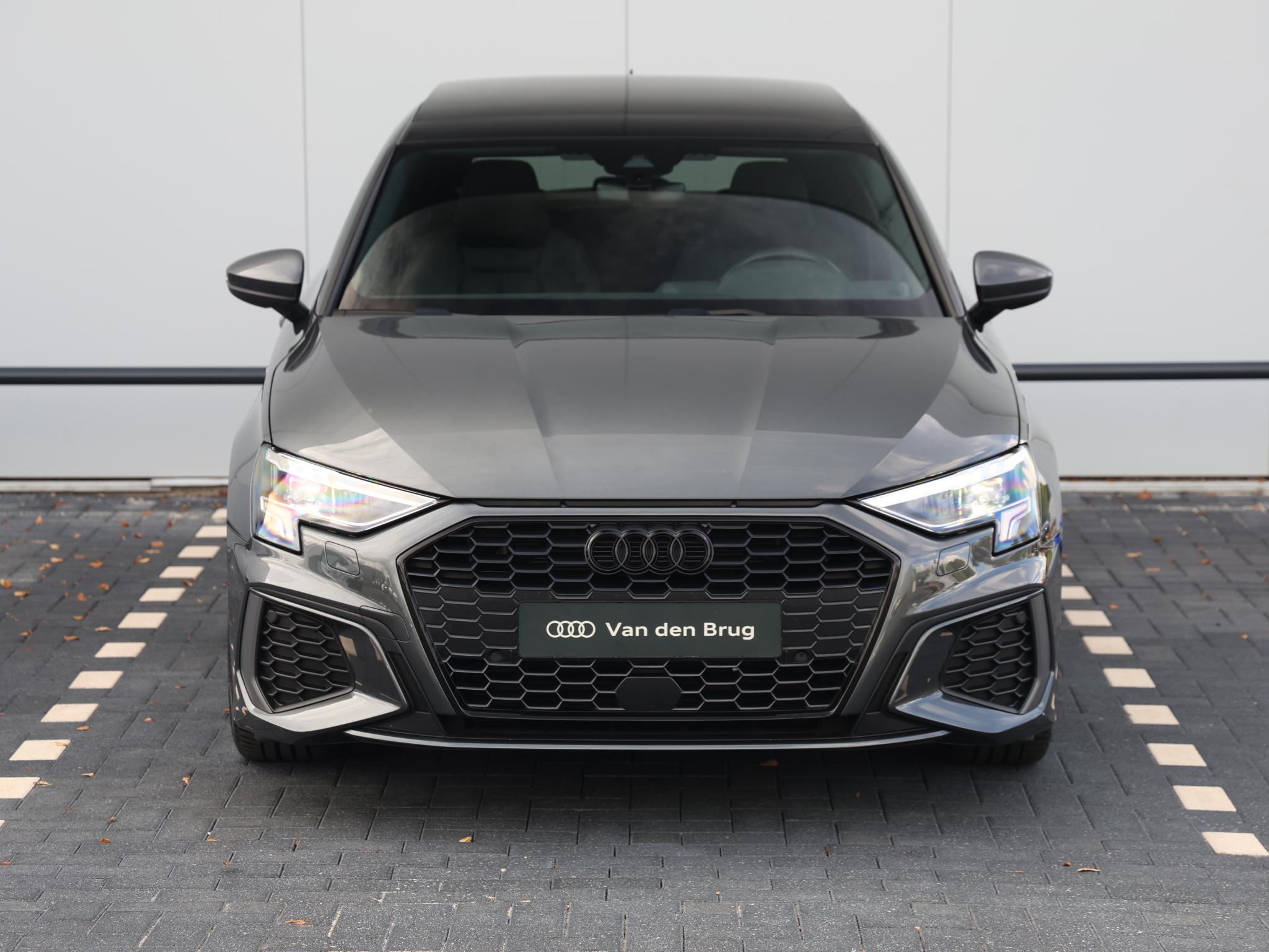 Audi A3 Sportback 30 TFSI S edition - Afbeelding 4
