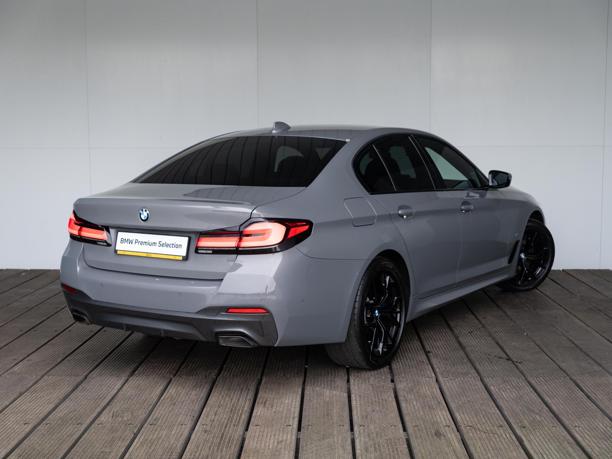 BMW 5 Serie Sedan 530e - Afbeelding 2