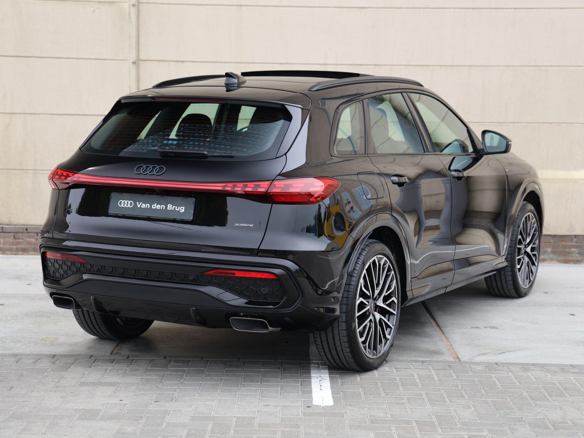 Audi Q5 2.0 TFSI e-hybrid quattro S edition Competition - Afbeelding 5