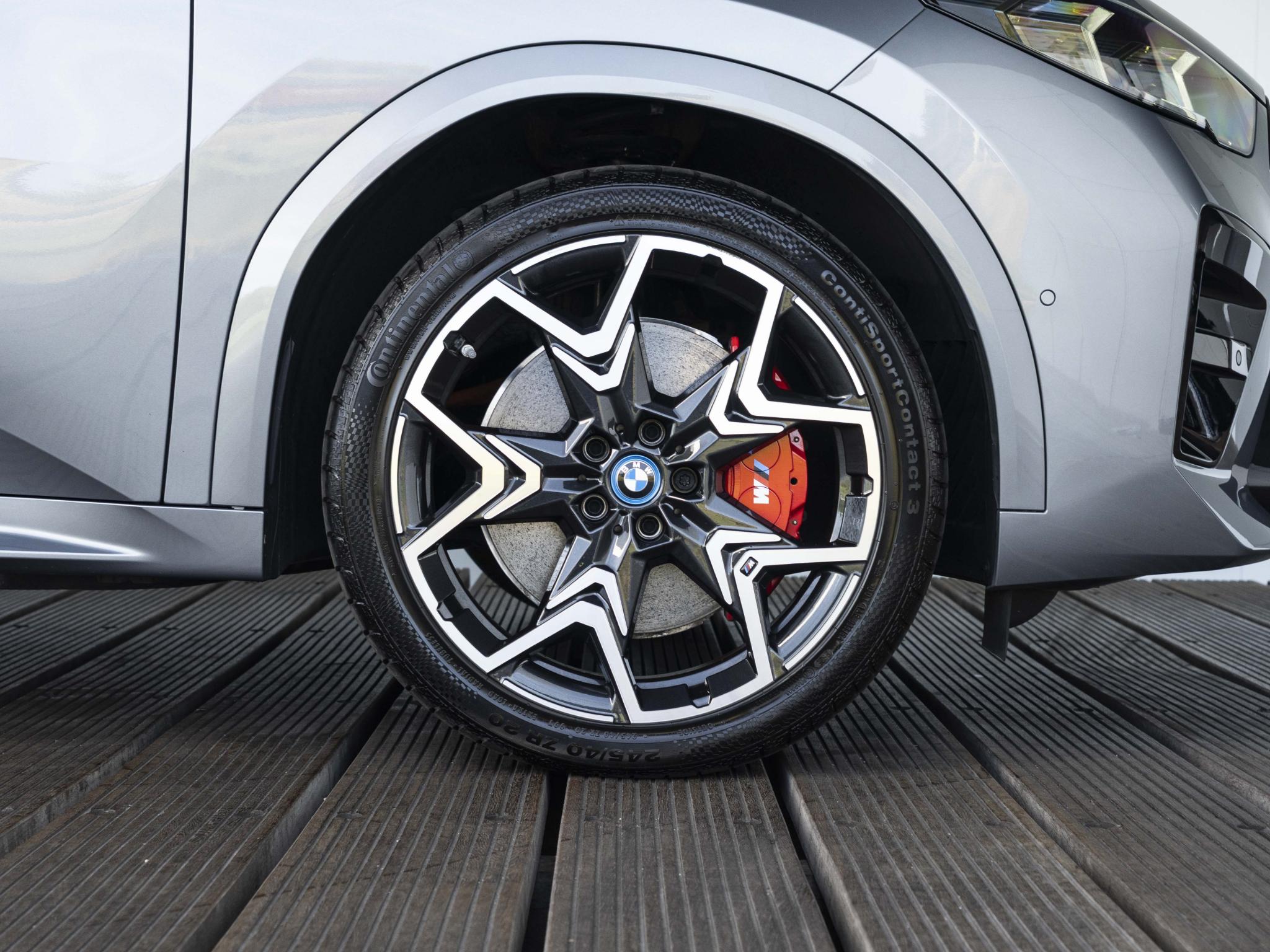 BMW iX2