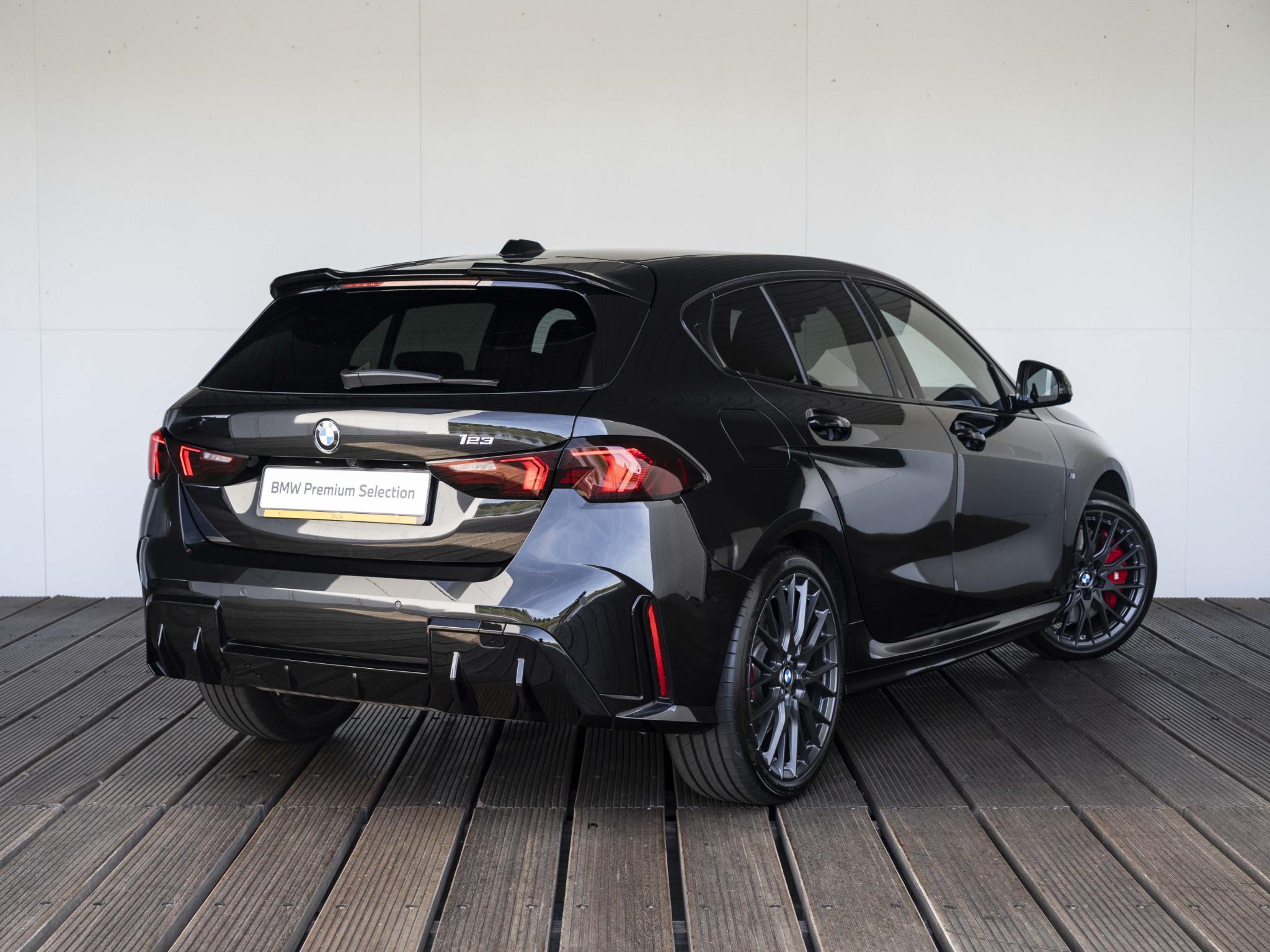 BMW 1 Serie 123 xDrive - Afbeelding 2