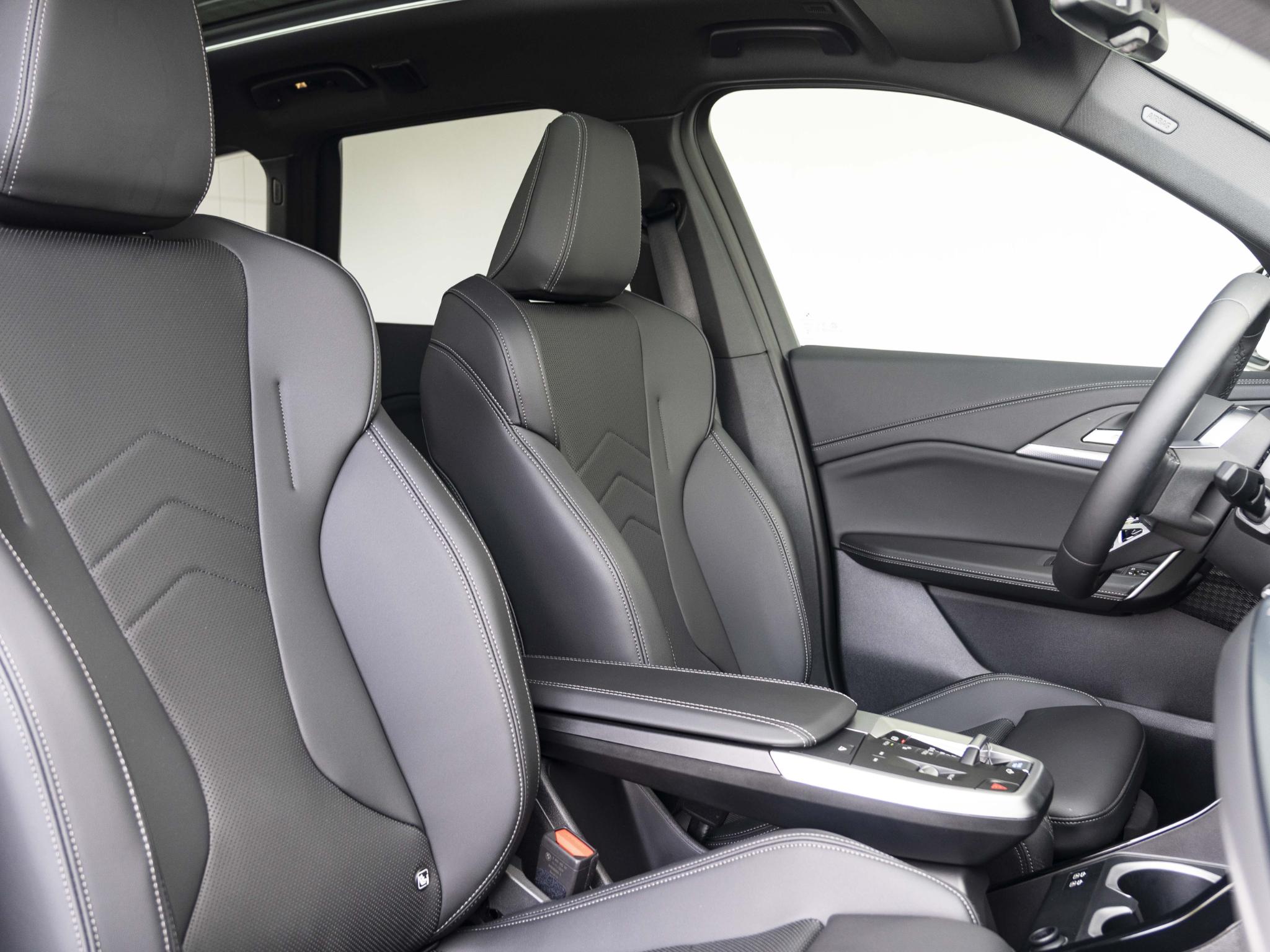 BMW iX1 eDrive20 - Afbeelding 4
