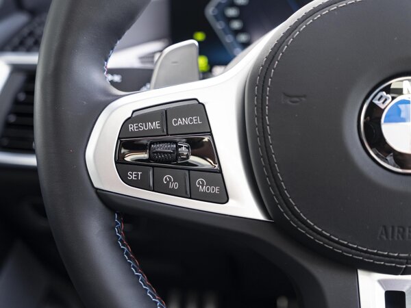cruise control adaptief met Stop&Go en stuurhulp cruise control adaptief met Stop&Go en stuurhulp
