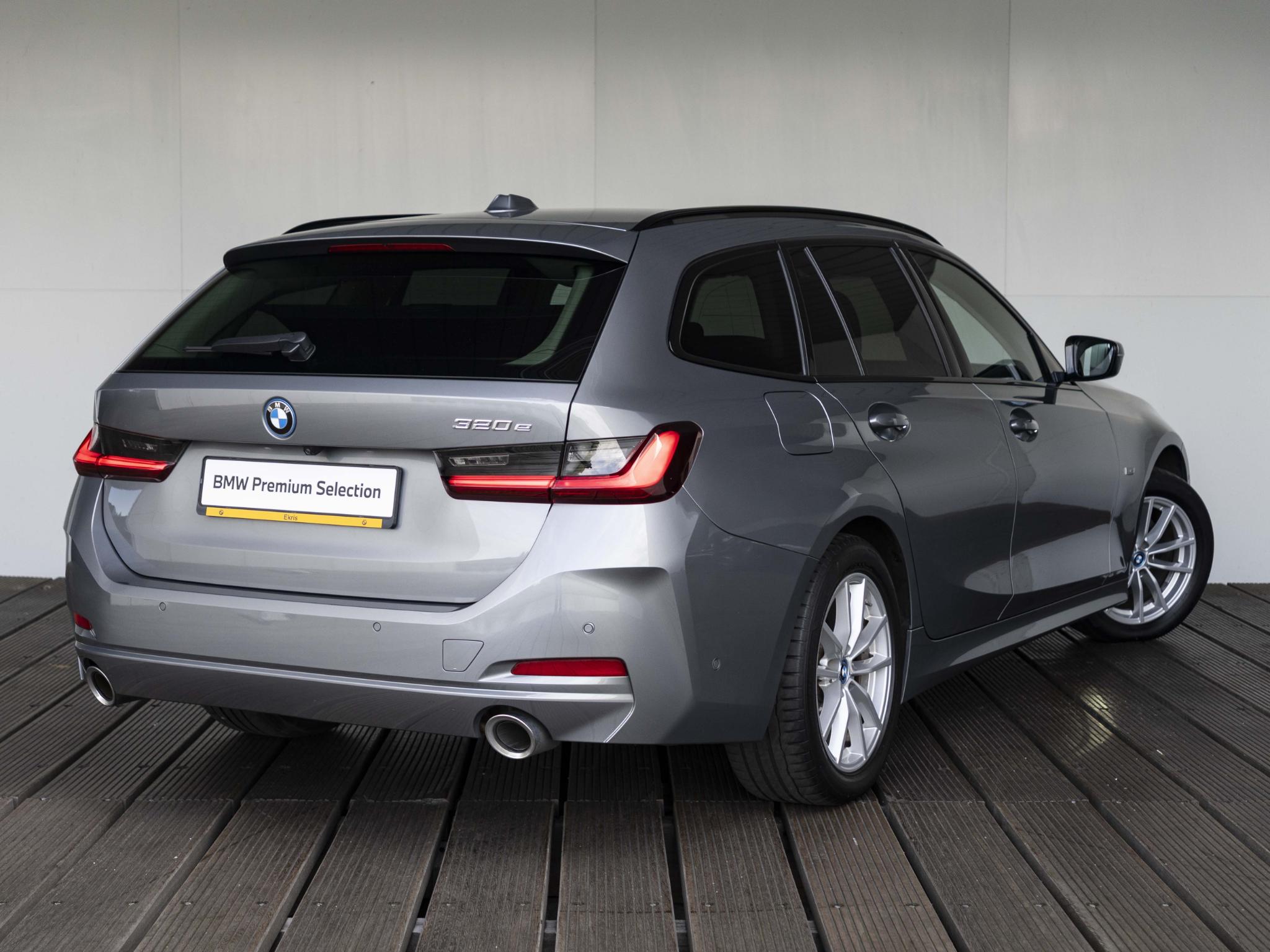 BMW 3 Serie Touring 320e - Afbeelding 2