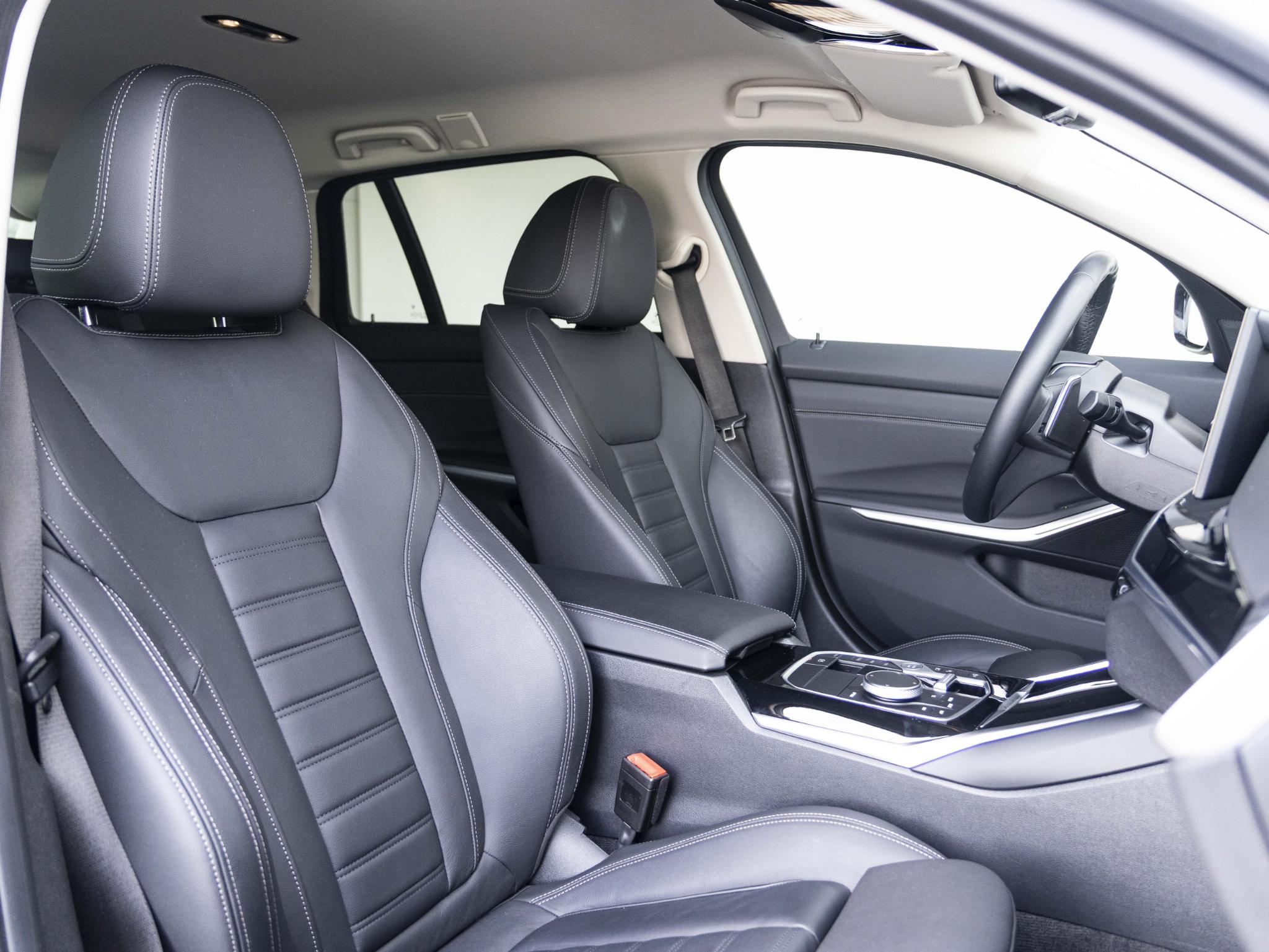 BMW 3 Serie Touring 320e - Afbeelding 4