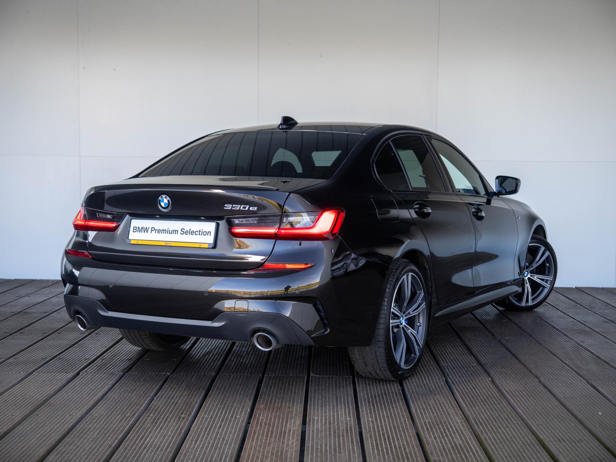 BMW 3 Serie Sedan 330e - Afbeelding 2