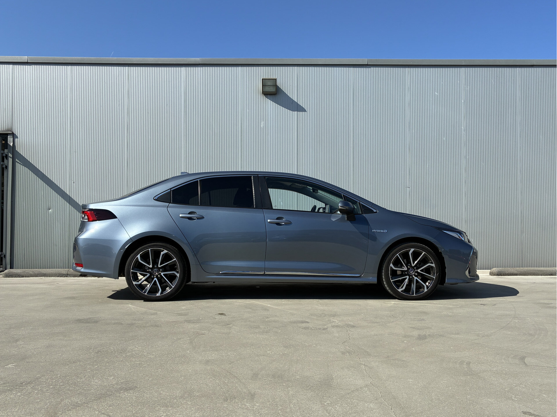 Toyota Corolla 1.8 Hybrid Executive Automaat - Afbeelding 3