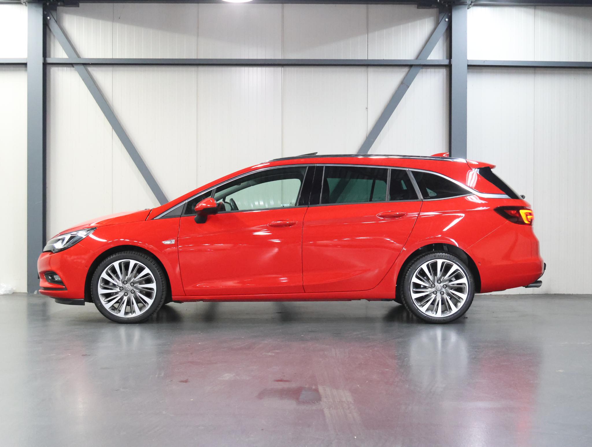 Opel Astra Sports Tourer 1.6 Turbo 200PK Innovation - Afbeelding 2