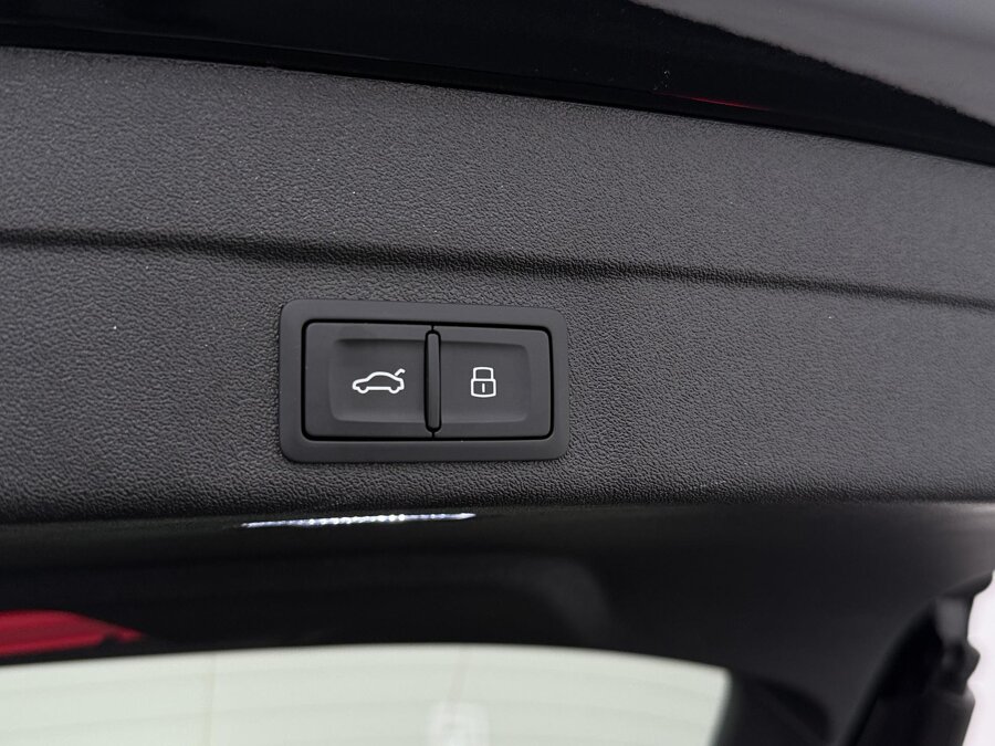 Audi A5 Avant 2.0 e-hybrid Quattro Competition