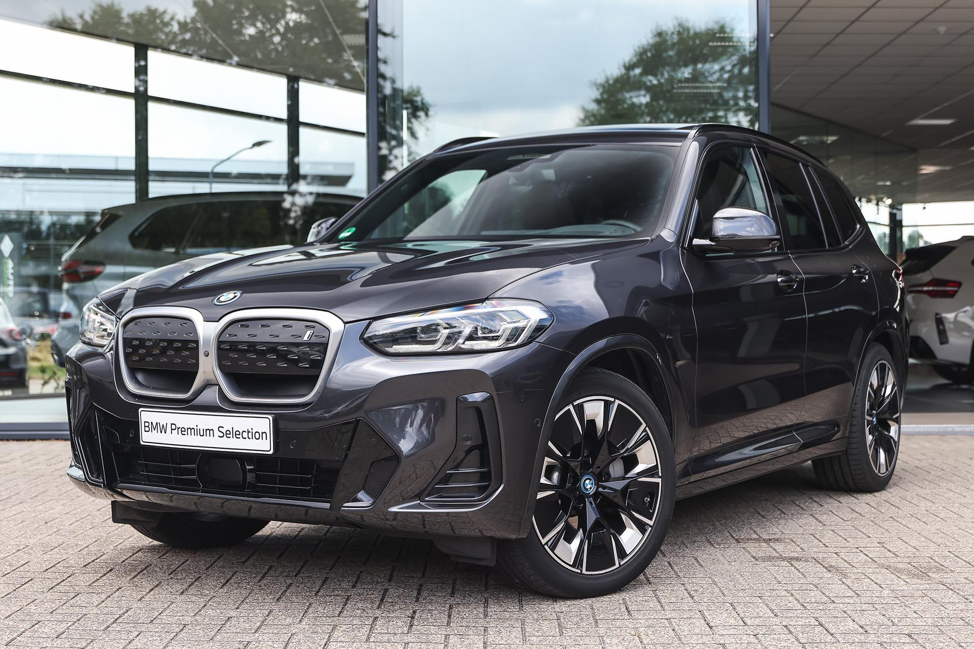 BMW iX3 High Executive